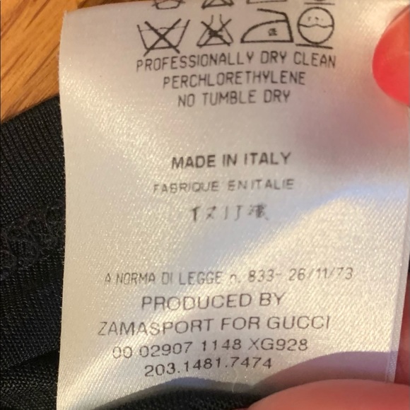 Hot and sexy Gucci top - Picture 7 of 9